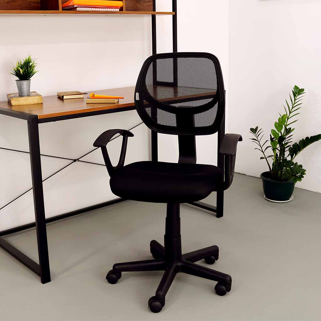 SILLA SECRETARIAL RESPALDAR EN MALLA NEGRA